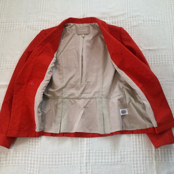 Beautiful women’s jacket - Picture 6 of 11